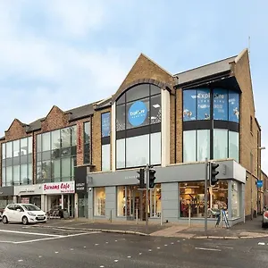 Marlborough On Lisburn Road By Lesley Apartment